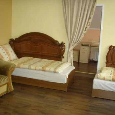 Homestay Przy Restauracji Stodola 3*