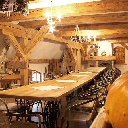 Homestay Przy Restauracji Stodola 3*